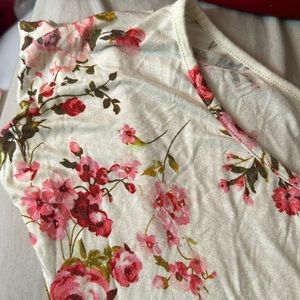 Worn once. Short sleeve shirt